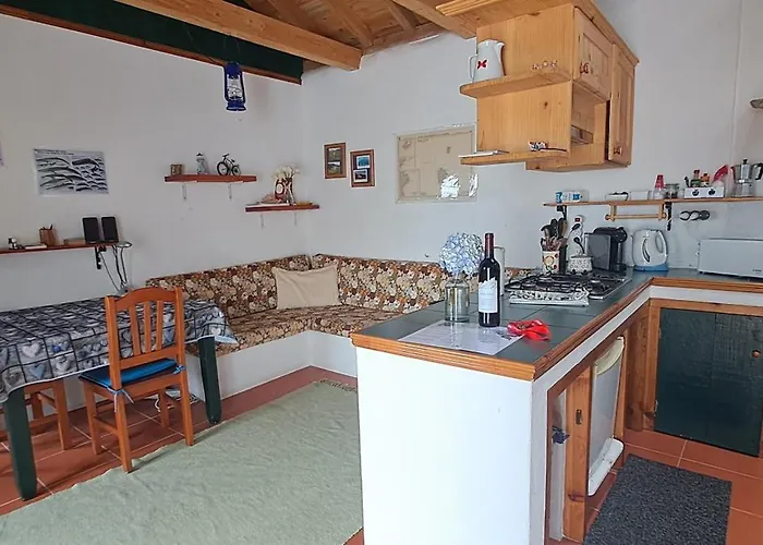 Casita - Your In Flores *