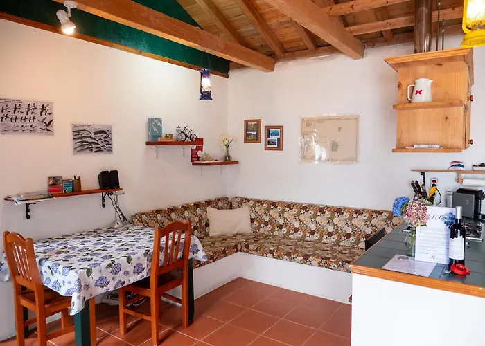 Casita - Your In Flores *