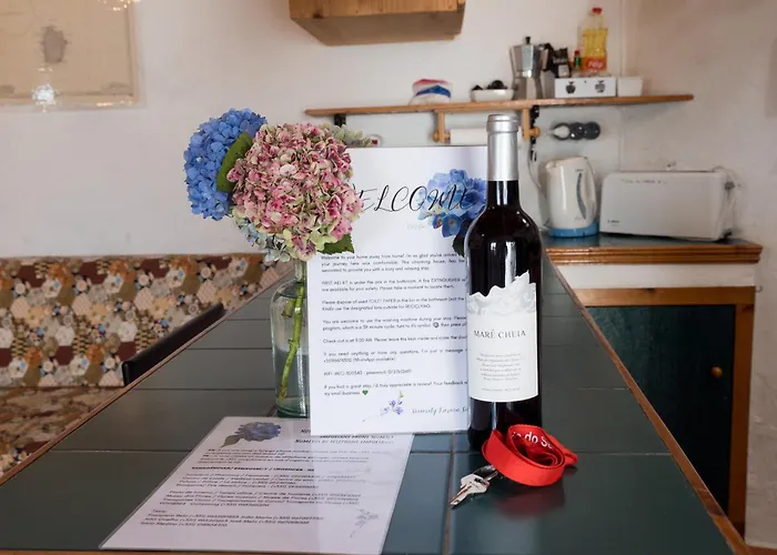 Casita - Your In Flores *