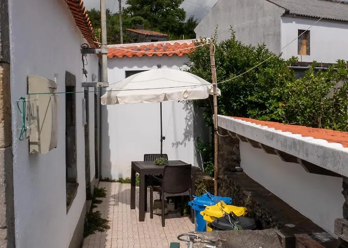 Casita - Your In Flores *