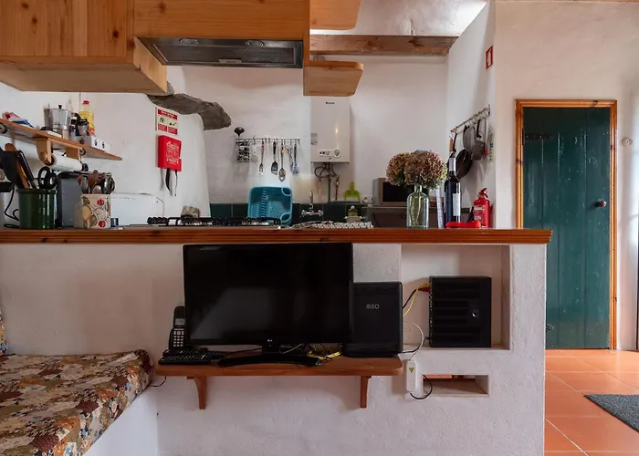 Casita - Your In Flores *